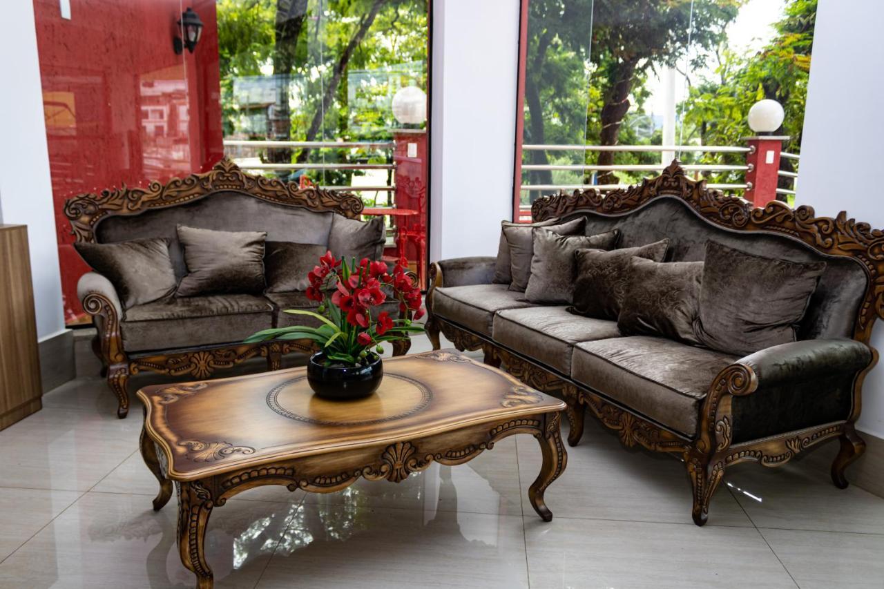Granlago Hotel Pouso Alegre Ngoại thất bức ảnh