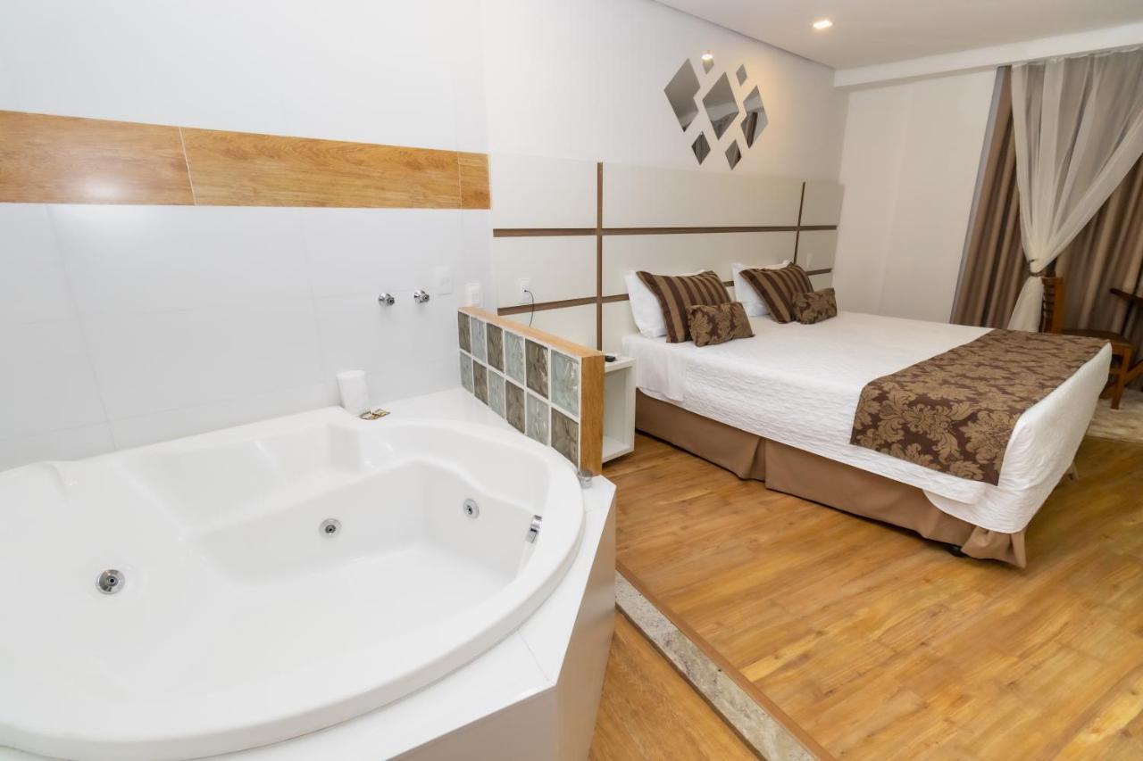 Granlago Hotel Pouso Alegre Ngoại thất bức ảnh