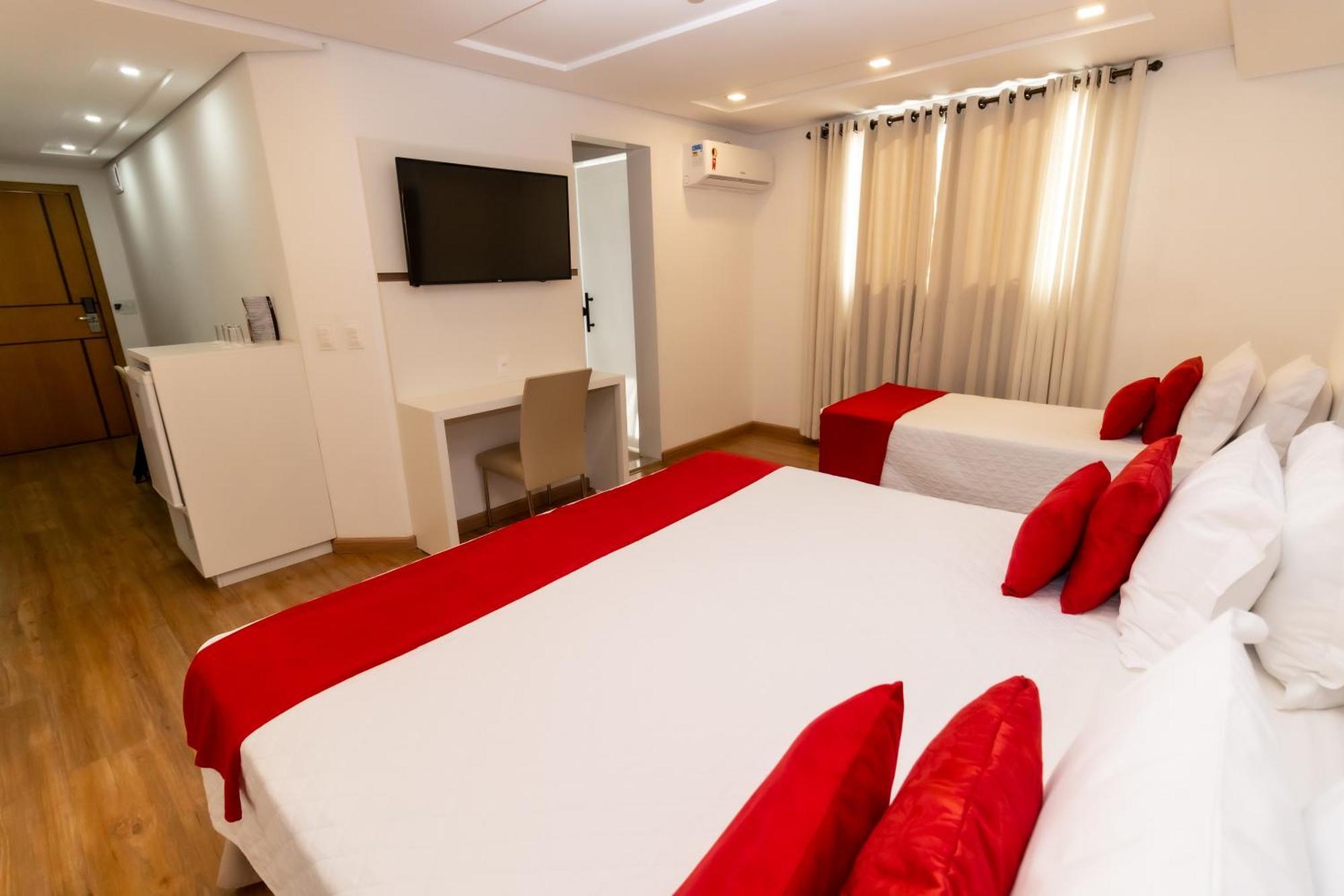 Granlago Hotel Pouso Alegre Ngoại thất bức ảnh